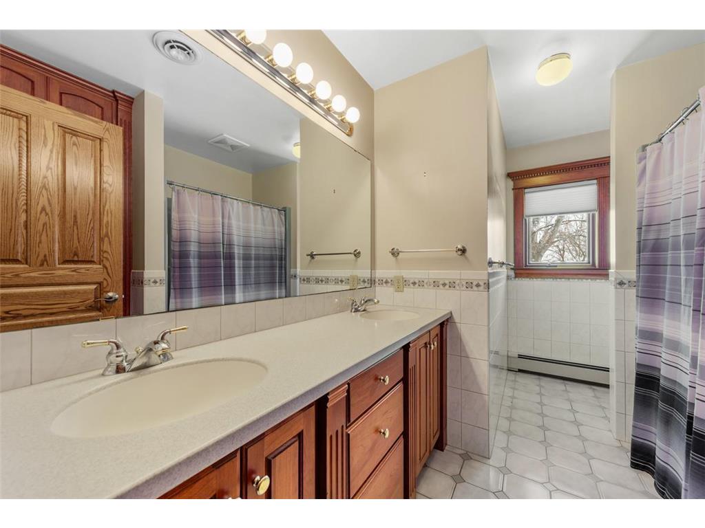 13701 Bagley Avenue Faribault MN 55021 6638921 image44