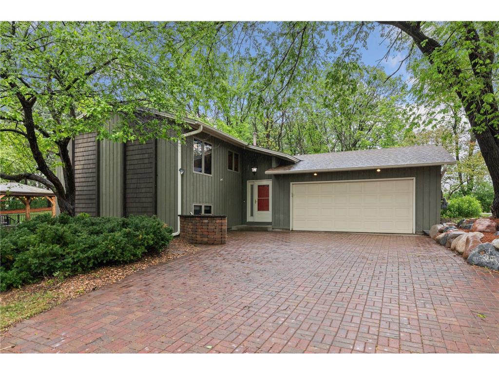 13701 E Wellington Crescent Burnsville MN 55337 6725072 image1