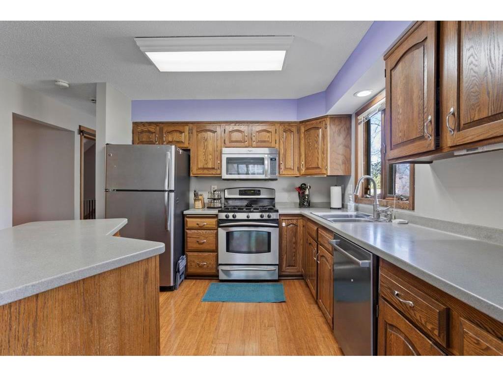 13701 Krestwood Drive Burnsville MN 55337 7062351 image3