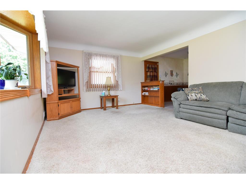 13702 Shirley Drive Burnsville MN 55337 7096137 image3