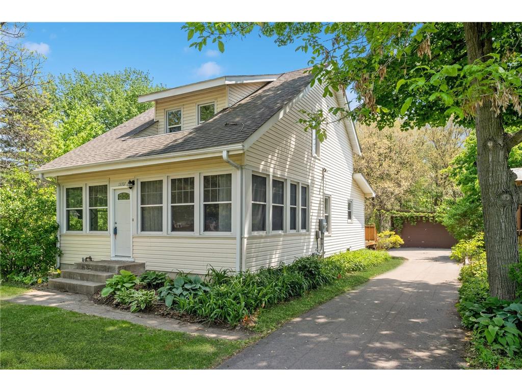 13707 Excelsior Boulevard Minnetonka MN 55345 6375064 image1