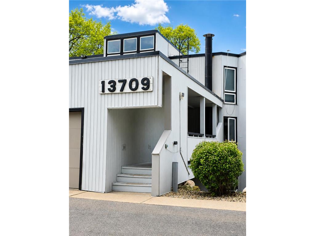13709 Nicollet Avenue #101 Burnsville MN 55337 7071005 image1
