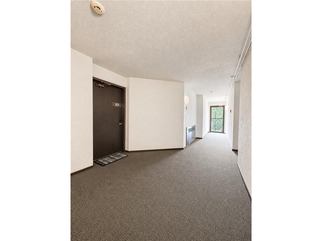 13709 Nicollet Avenue #101 Burnsville MN 55337 7071005 image2