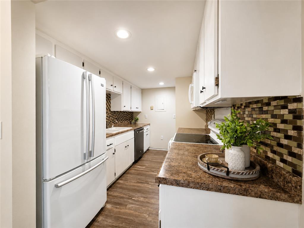 13709 Nicollet Avenue #101 Burnsville MN 55337 7071005 image6