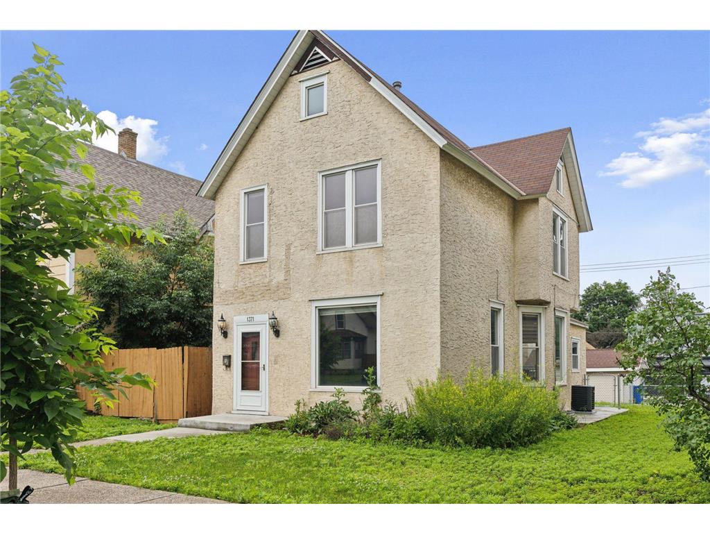 1371 Thomas Avenue Saint Paul MN 55104 6560328 image1