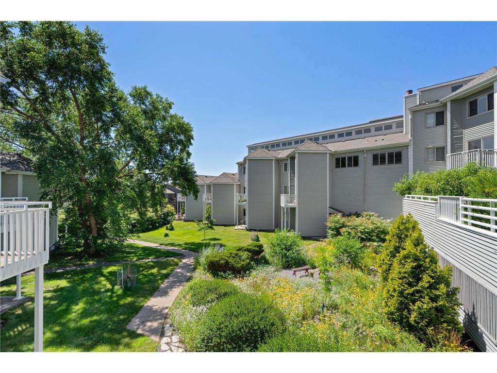 1372 Carling Drive #207 Saint Paul MN 55108 7107786 image12