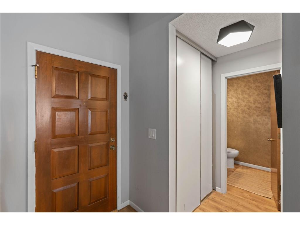 1372 Carling Drive #207 Saint Paul MN 55108 7107786 image13
