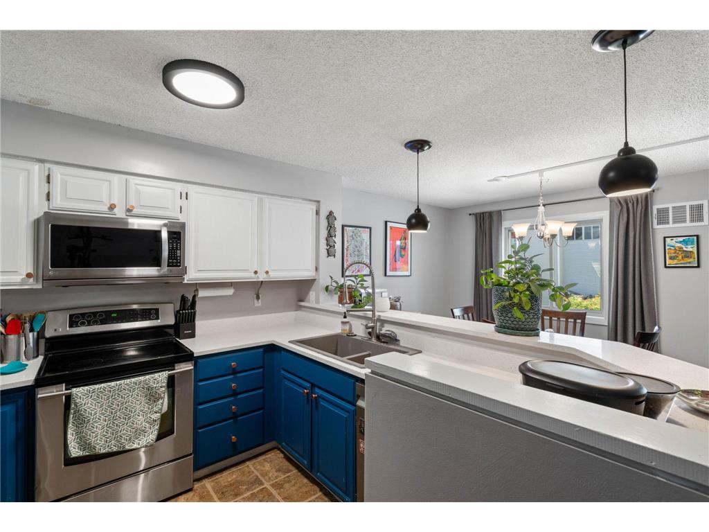 1372 Carling Drive #207 Saint Paul MN 55108 7107786 image6
