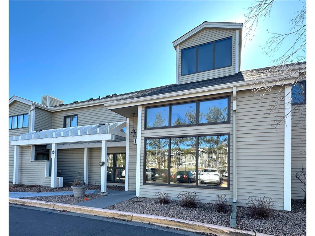 1372 Carling Drive #211 Saint Paul MN 55108 6685604 image1