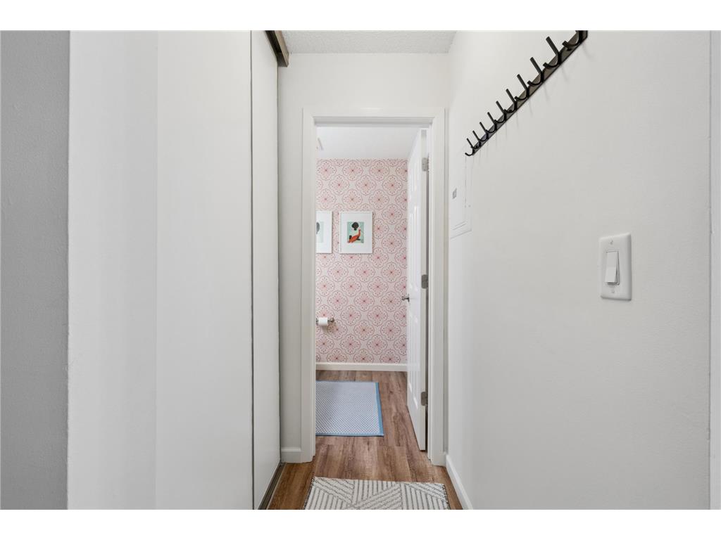 1372 Carling Drive #306 Saint Paul MN 55108 7107931 image17