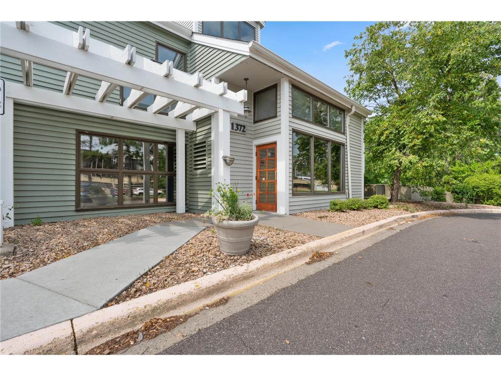 1372 Carling Drive #306 Saint Paul MN 55108 7107931 image2