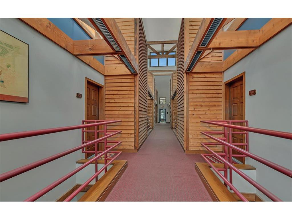 1372 Carling Drive #306 Saint Paul MN 55108 7107931 image3