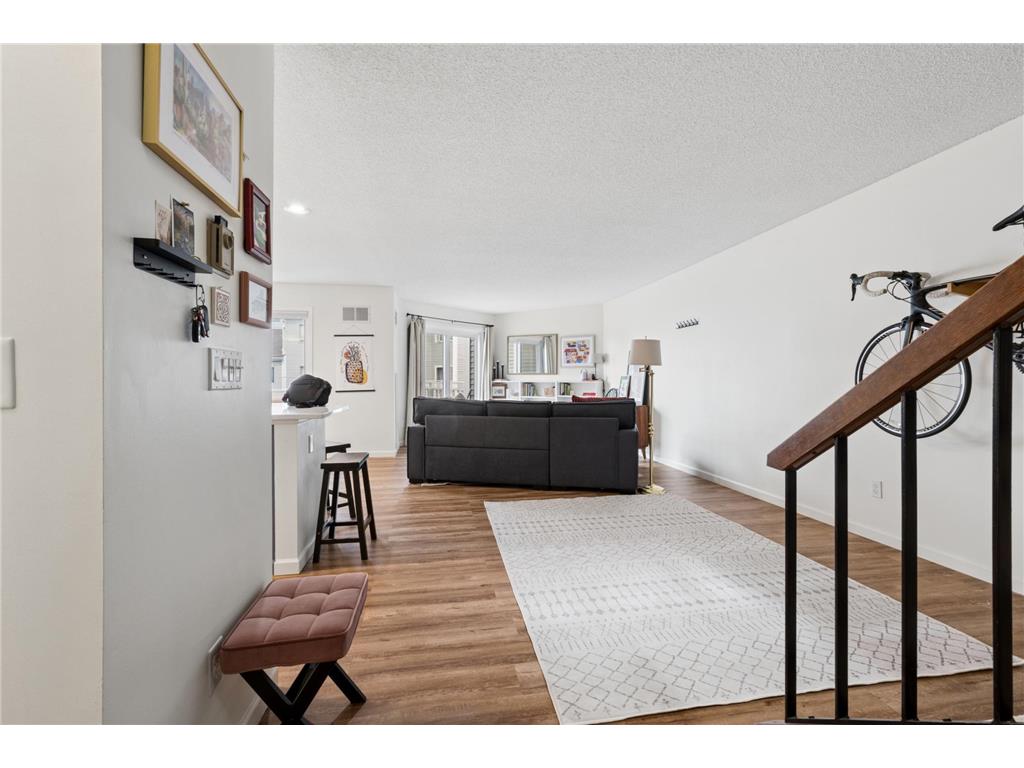 1372 Carling Drive #306 Saint Paul MN 55108 7107931 image6