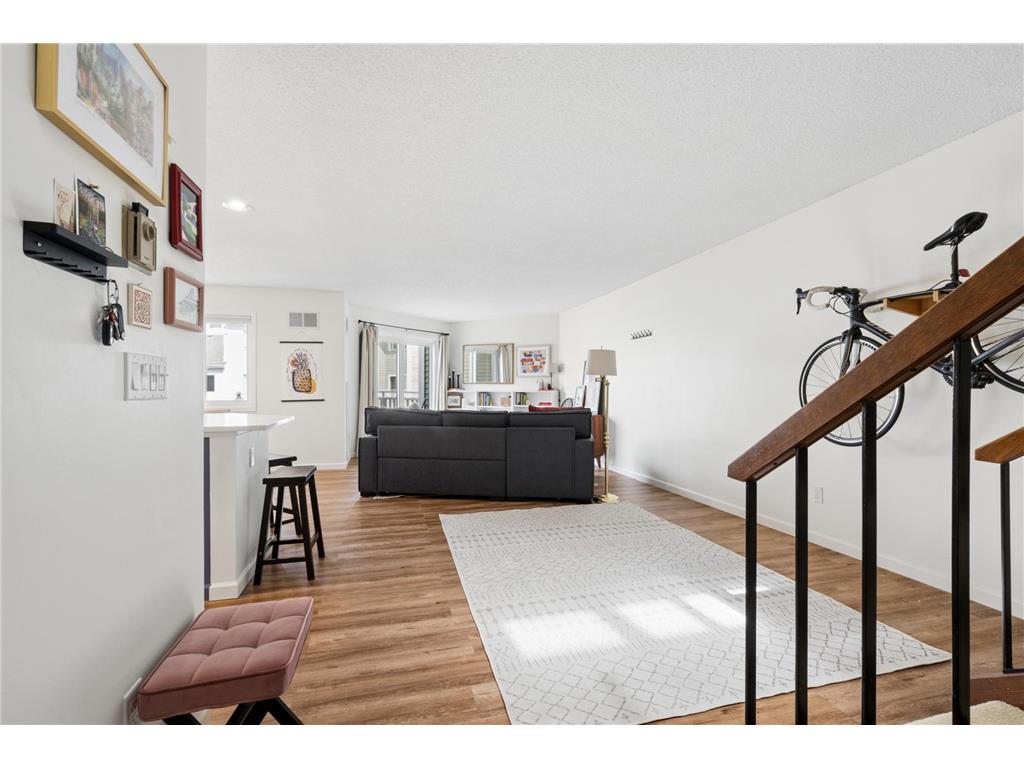 1372 Carling Drive #306 Saint Paul MN 55108 7107931 image7
