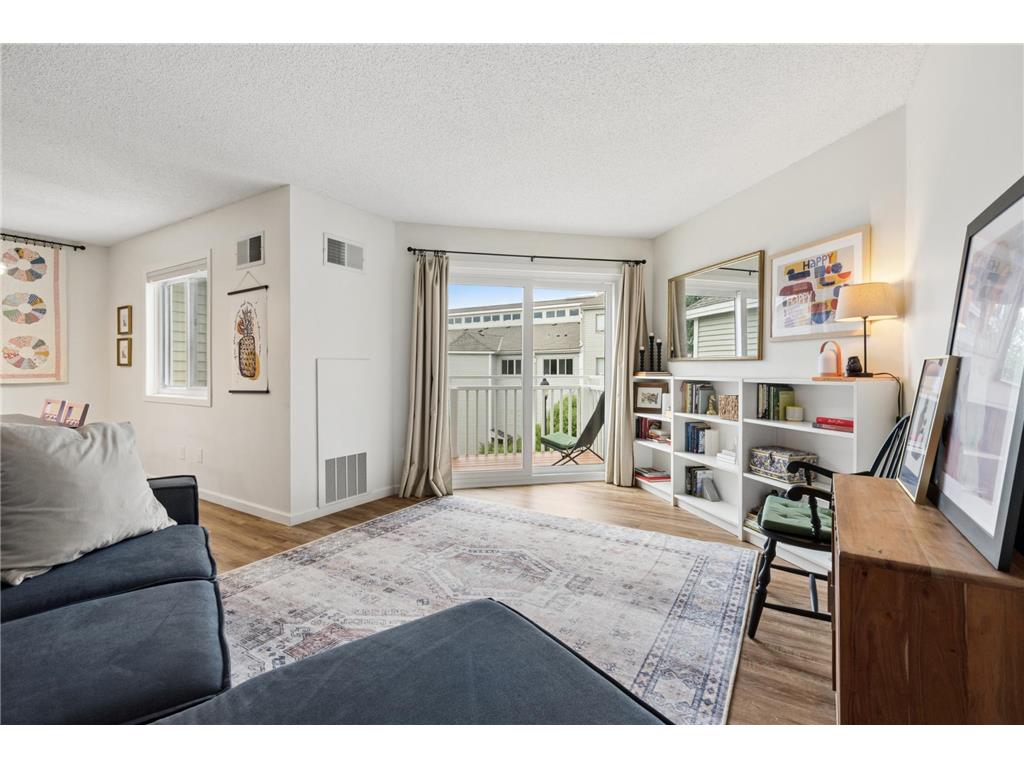 1372 Carling Drive #306 Saint Paul MN 55108 7107931 image9