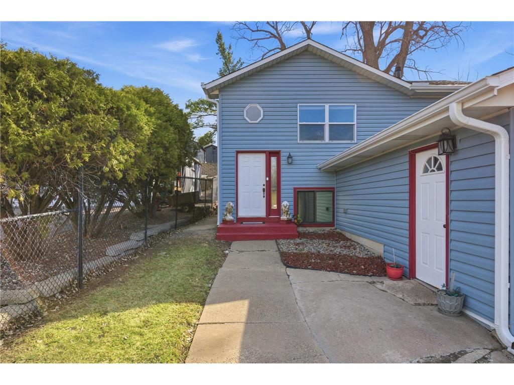 1372 Desoto Street Saint Paul MN 55130 7051964 image4