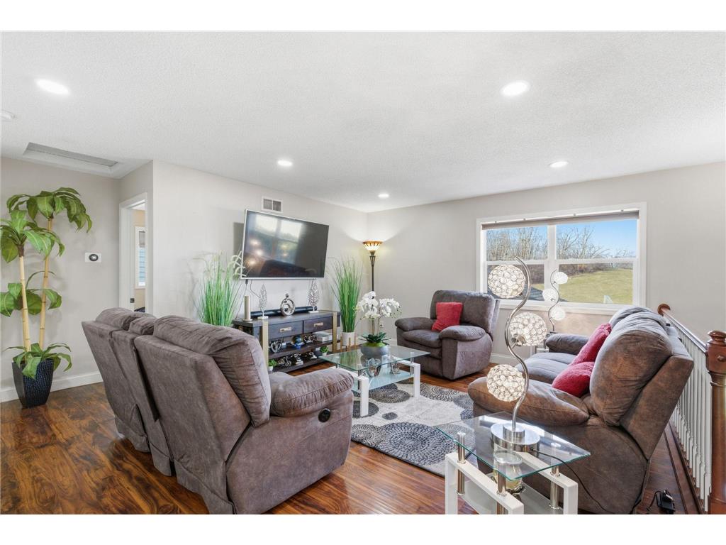 1372 Desoto Street Saint Paul MN 55130 7051964 image9