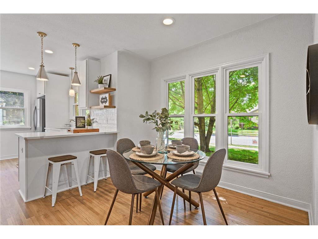 1372 Victoria Street N Saint Paul MN 55117 6405077 image1