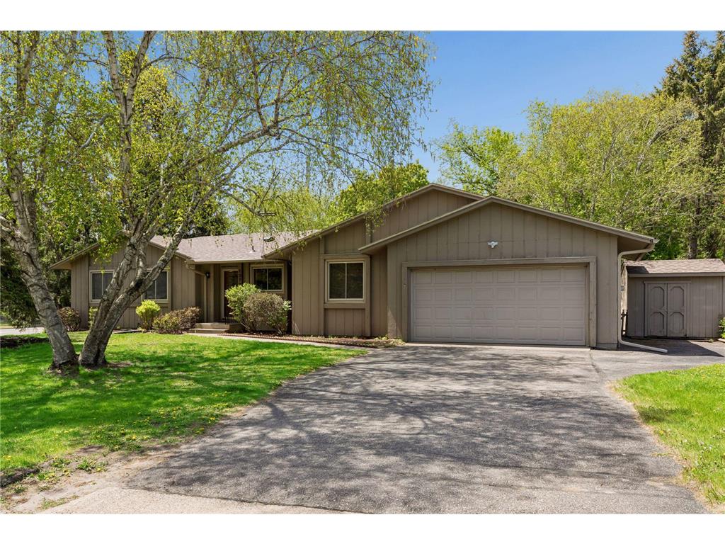 13720 Oakland Drive Burnsville MN 55337 7066374 image1