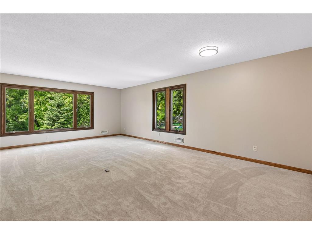 13720 Oakland Drive Burnsville MN 55337 7066374 image12