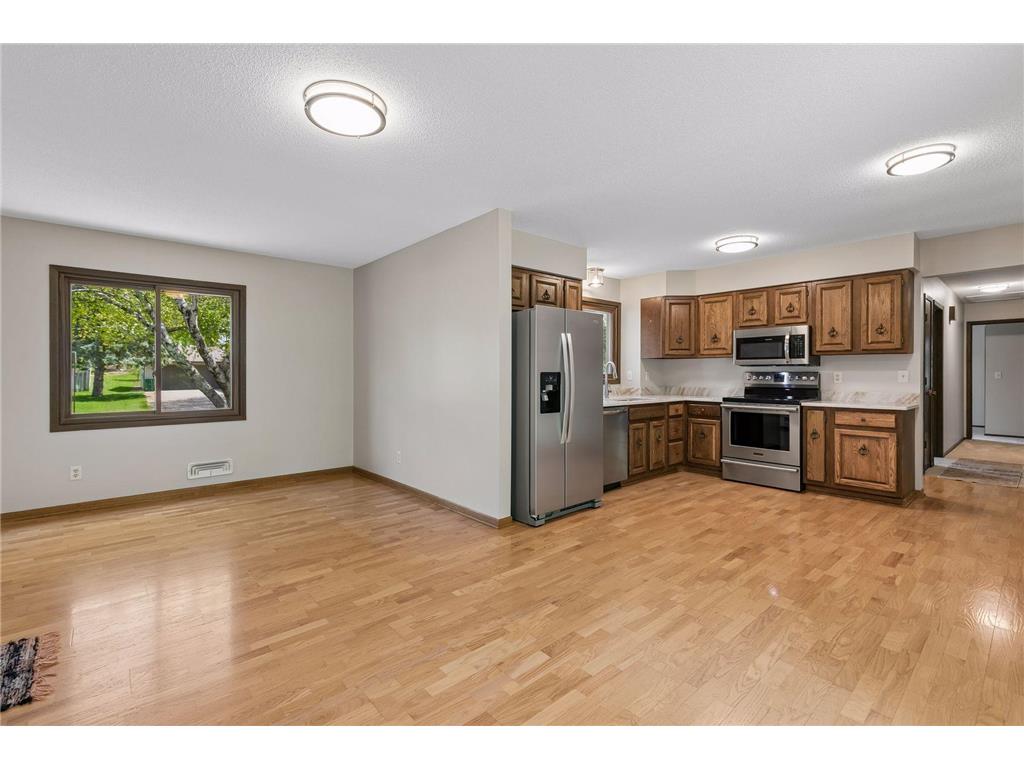 13720 Oakland Drive Burnsville MN 55337 7066374 image22