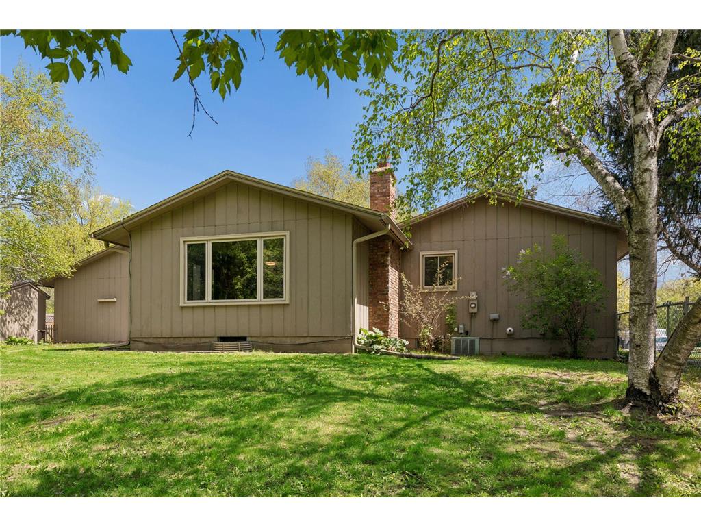 13720 Oakland Drive Burnsville MN 55337 7066374 image40