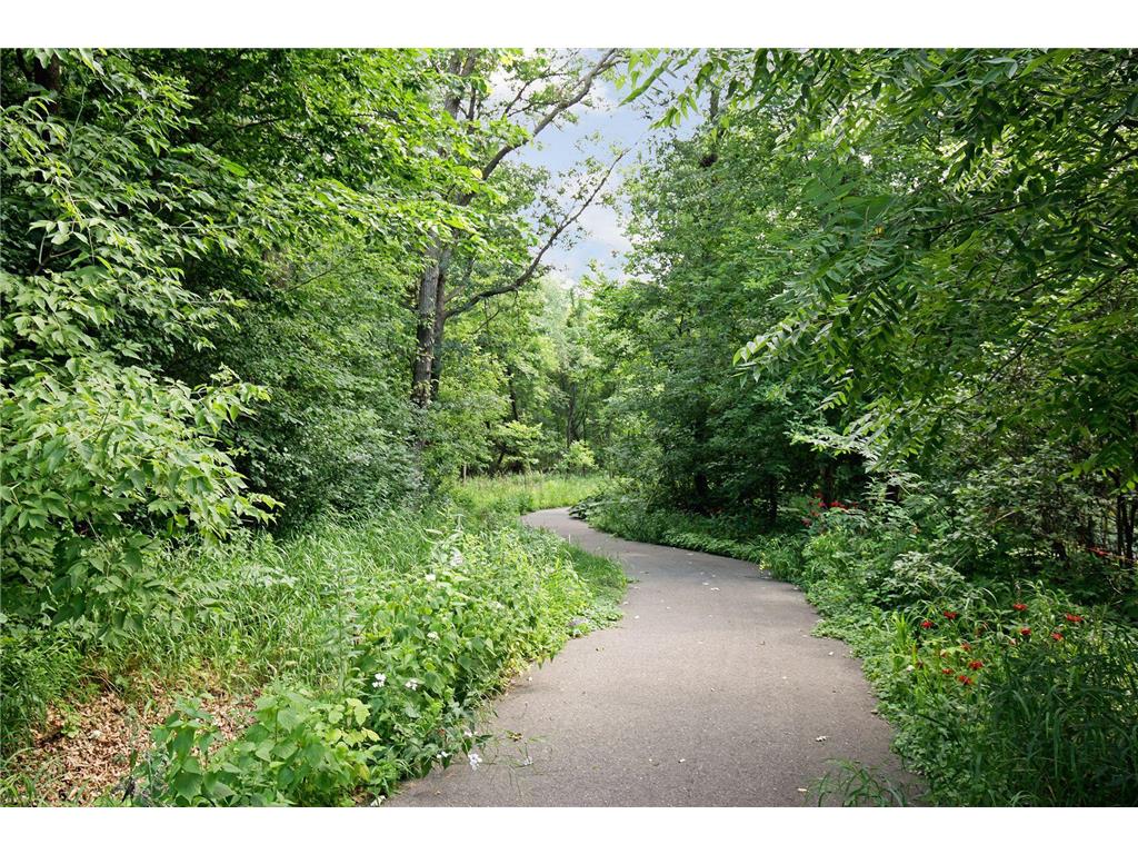 13720 Oakland Drive Burnsville MN 55337 7066374 image54