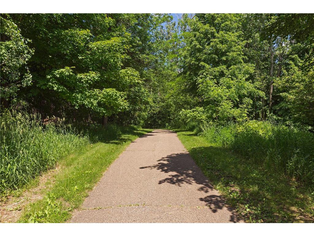 13720 Oakland Drive Burnsville MN 55337 7066374 image60
