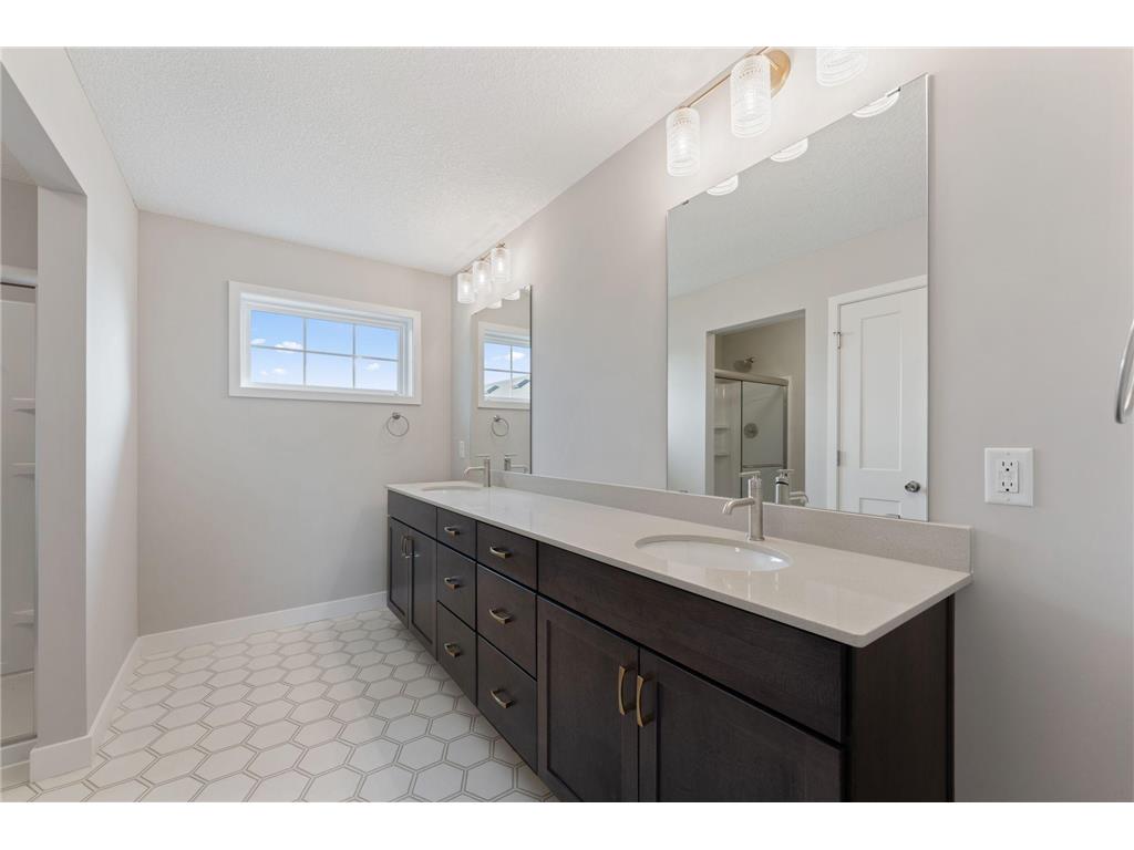 13721 Arrowhead Way Rosemount MN 55068 6824848 image34