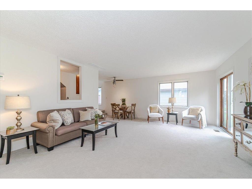 13721 Inglewood Avenue Savage MN 55378 6717392 image1