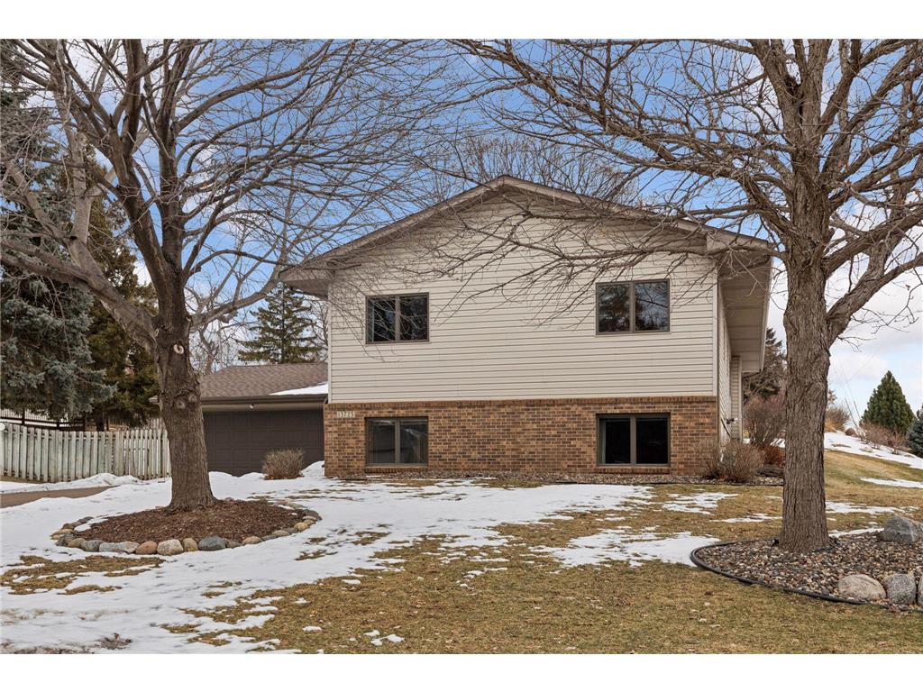 13725 Oakland Drive Burnsville MN 55337 6797037 image1