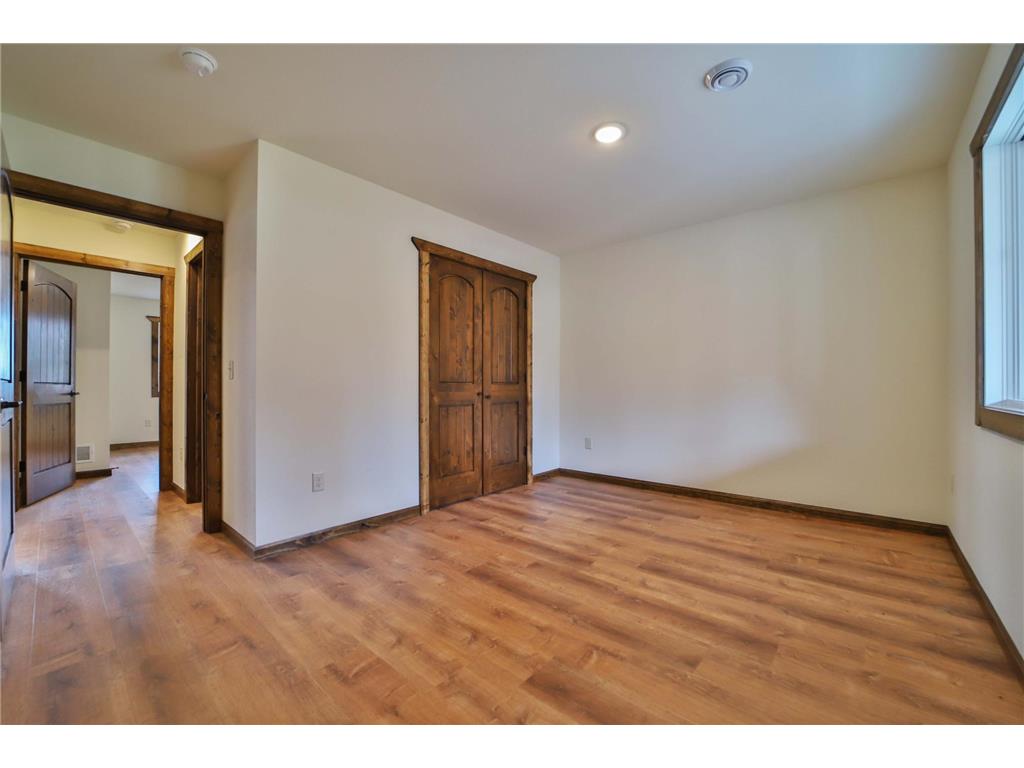 13728 Memorywood Drive Baxter MN 56425 - White Sand 7046297 image18