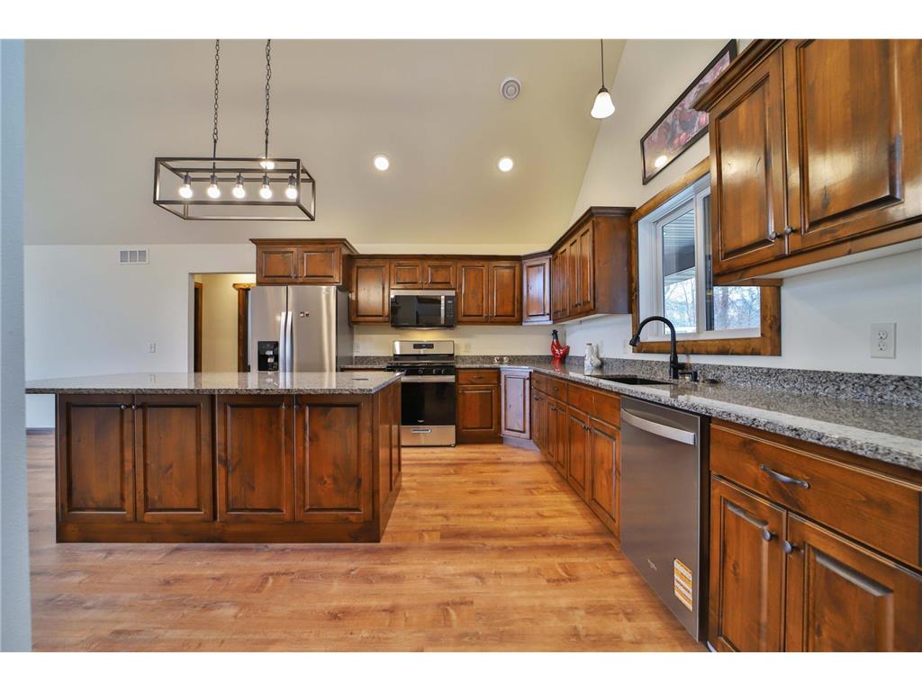 13728 Memorywood Drive Baxter MN 56425 - White Sand 7046297 image4