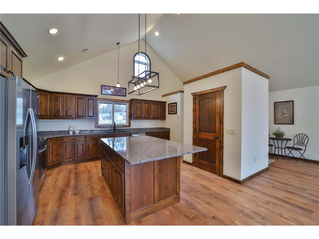 13728 Memorywood Drive Baxter MN 56425 - White Sand 7046297 image5