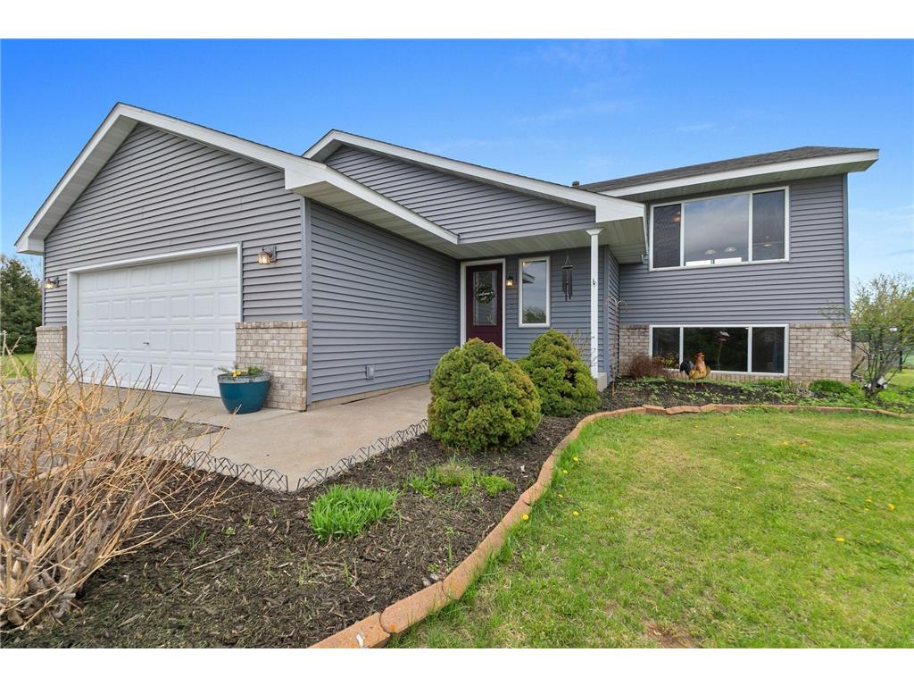 1373 211th Avenue, Star Prairie Twp, WI 54017 MLS 6359482 Edina Realty