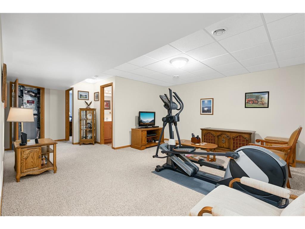 1373 5th Street E Saint Paul MN 55106 6826306 image24