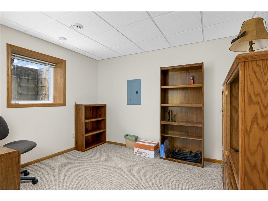 1373 5th Street E Saint Paul MN 55106 6826306 image25