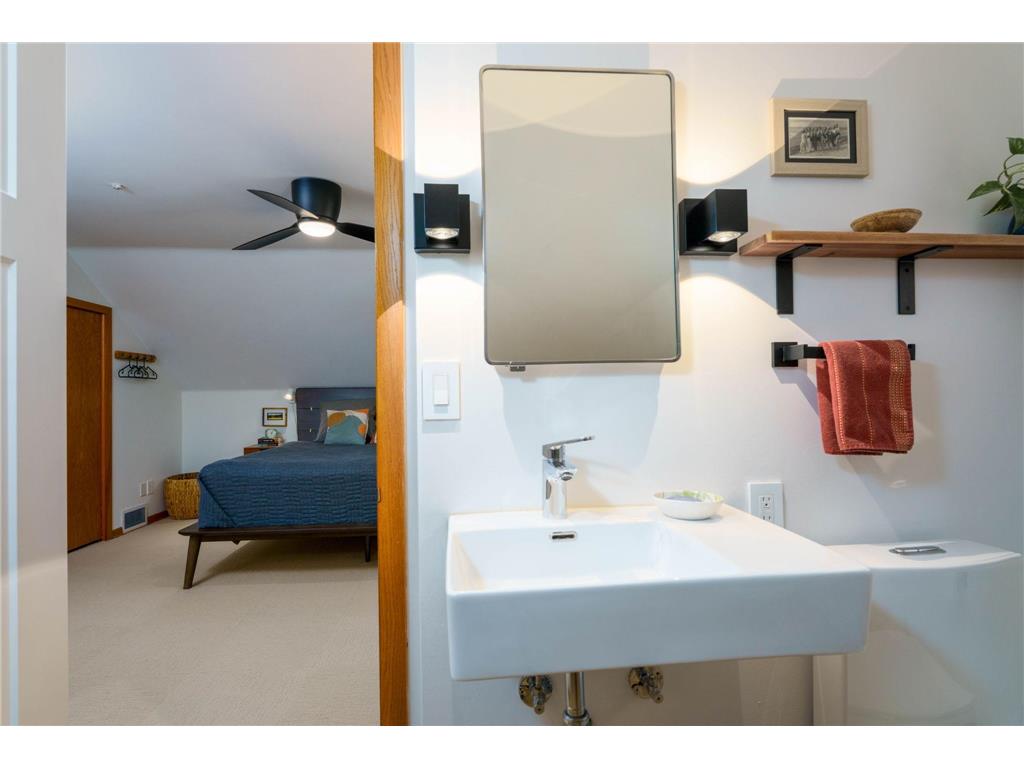 1373 Avon Street N Saint Paul MN 55117 7088739 image21