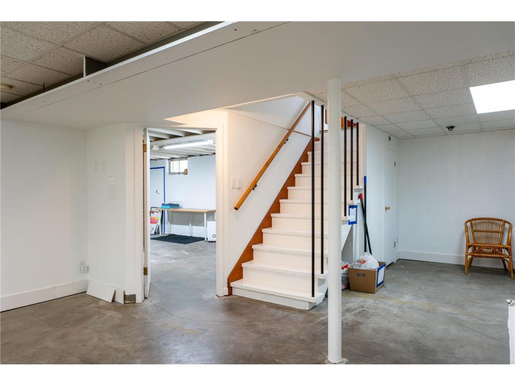 1373 Avon Street N Saint Paul MN 55117 7088739 image24