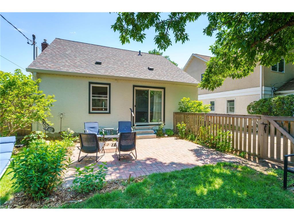 1373 Avon Street N Saint Paul MN 55117 7088739 image26