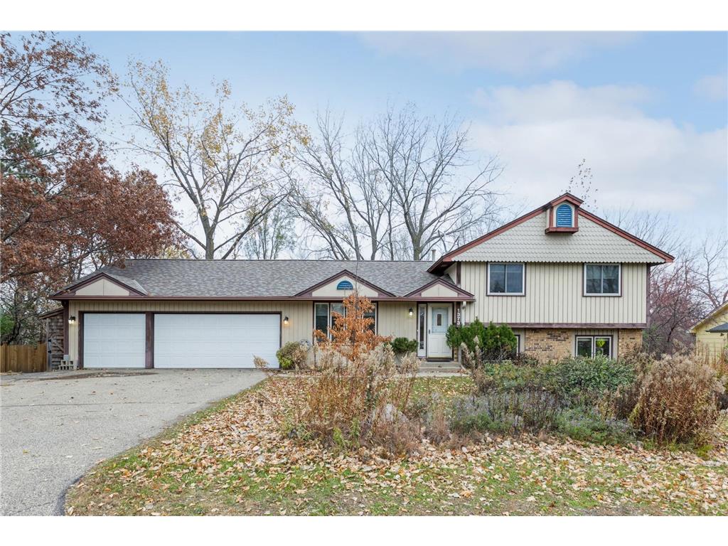 1373 Berry Ridge Road, Eagan, MN, 55123 MLS 6456758 Edina Realty