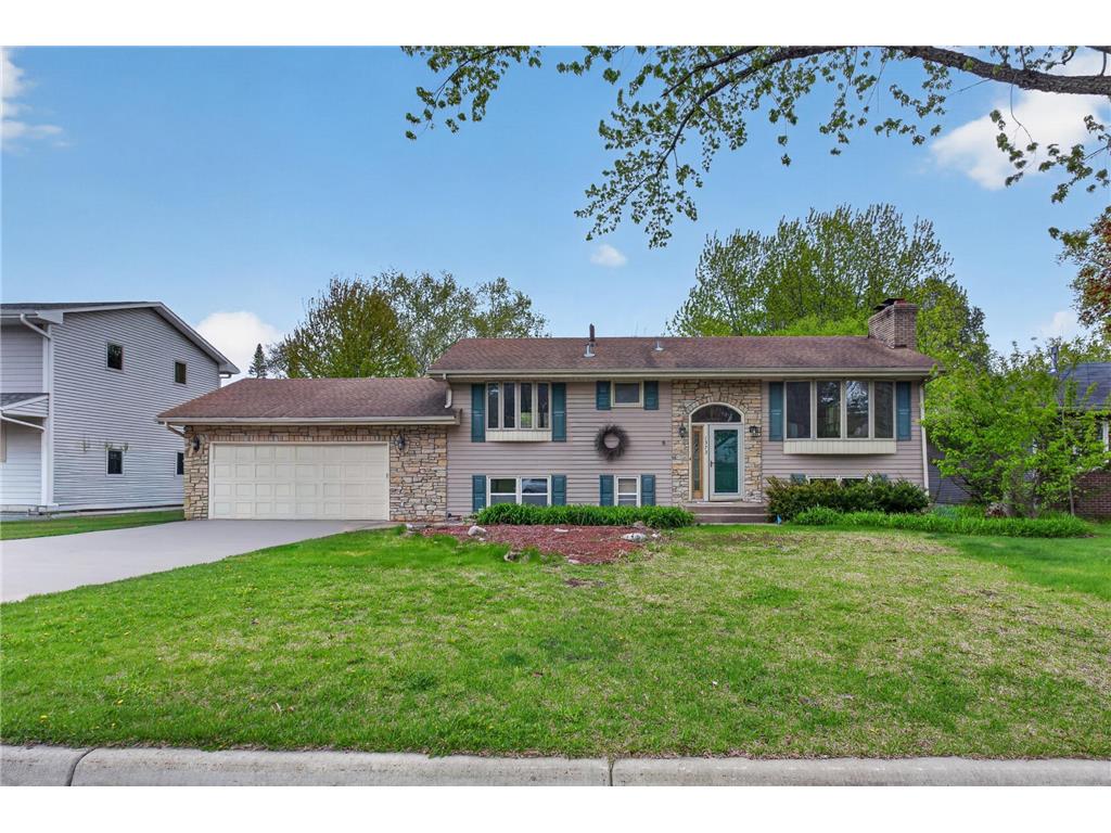 1373 Pike Lake Drive New Brighton MN 55112 7061664 image1