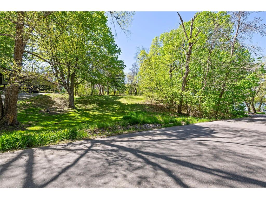 1373 Rest Point Road Orono MN 55364 - Lake Minnetonka 7072425 image3