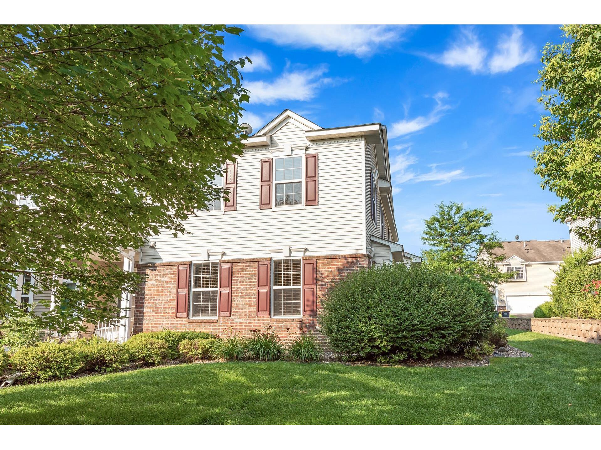 13736 Atrium Avenue 406, Rosemount, MN 55068 MLS 6028465 Edina Realty