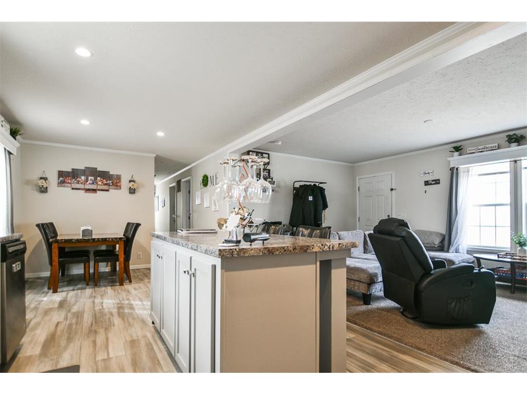 1374 Birchview Drive Maplewood MN 55119 7004483 image7