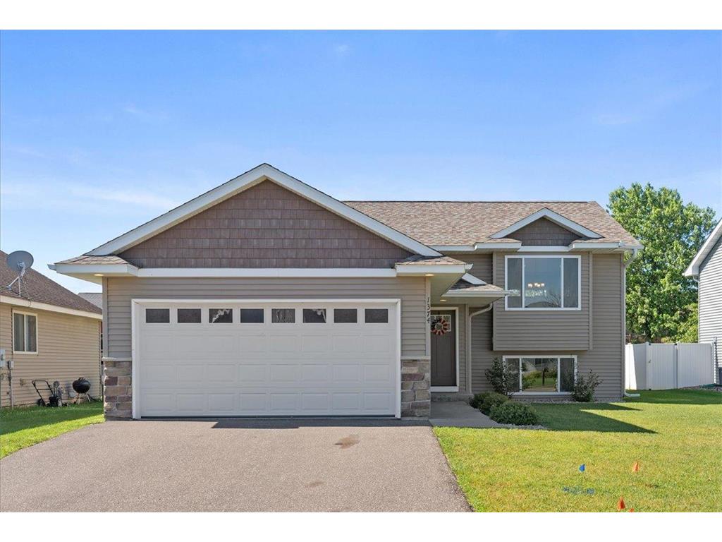 1374 Blue Jay Place New Richmond WI 54017 6754906 image1