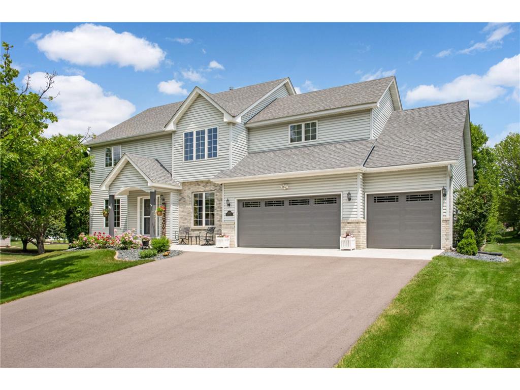 13740 Fleetwood Avenue Apple Valley MN 55124 6390210 image1