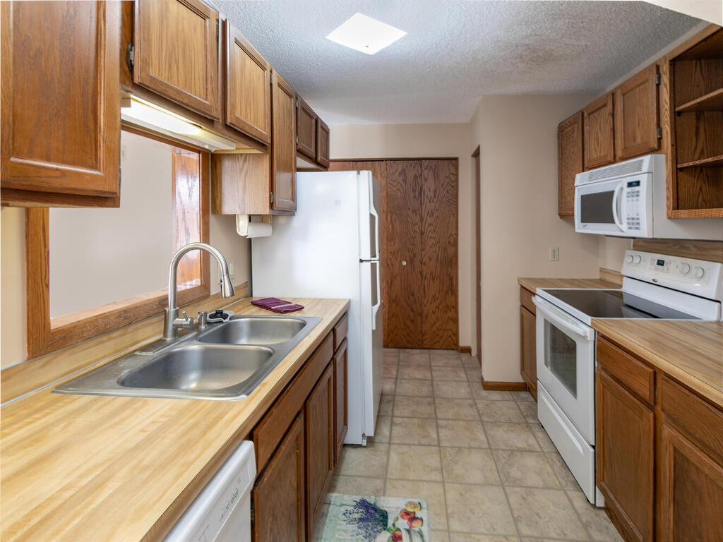 13742 Inglewood Avenue Savage MN 55378 7031228 image9