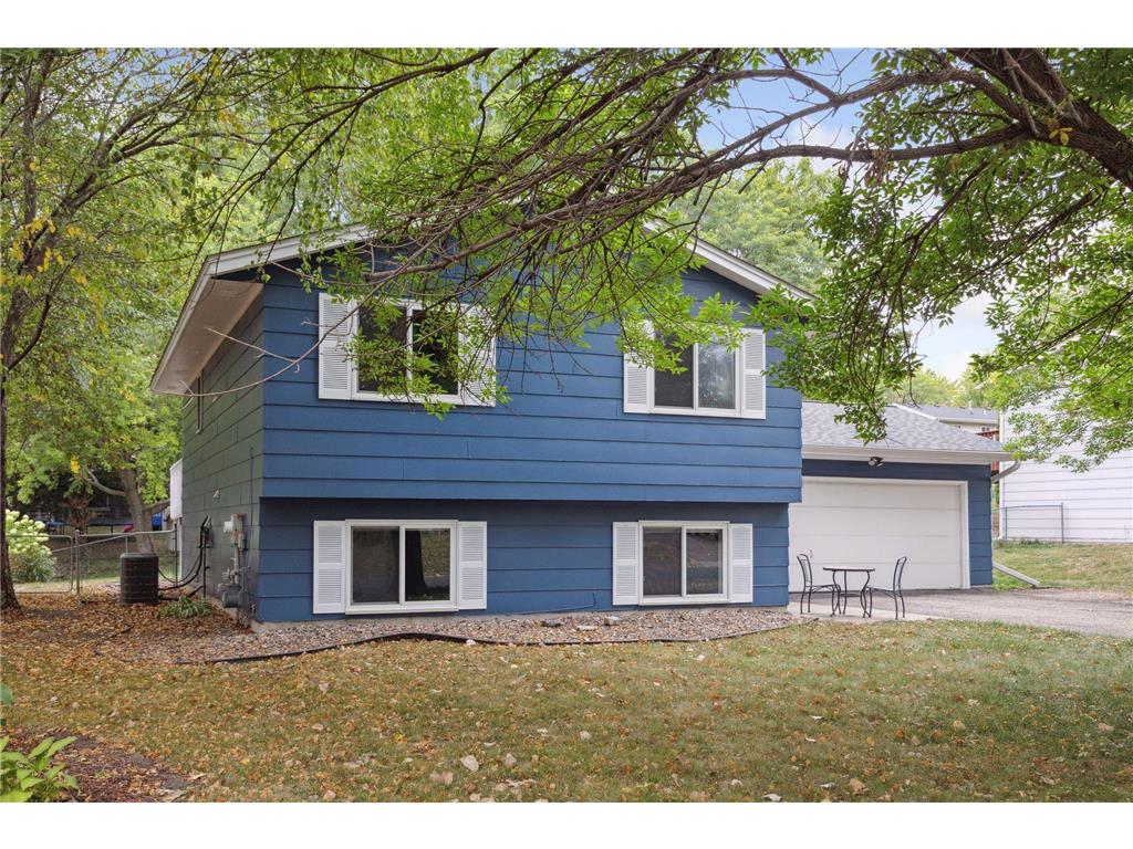 13744 Webster Court Savage MN 55378 6430094 image1