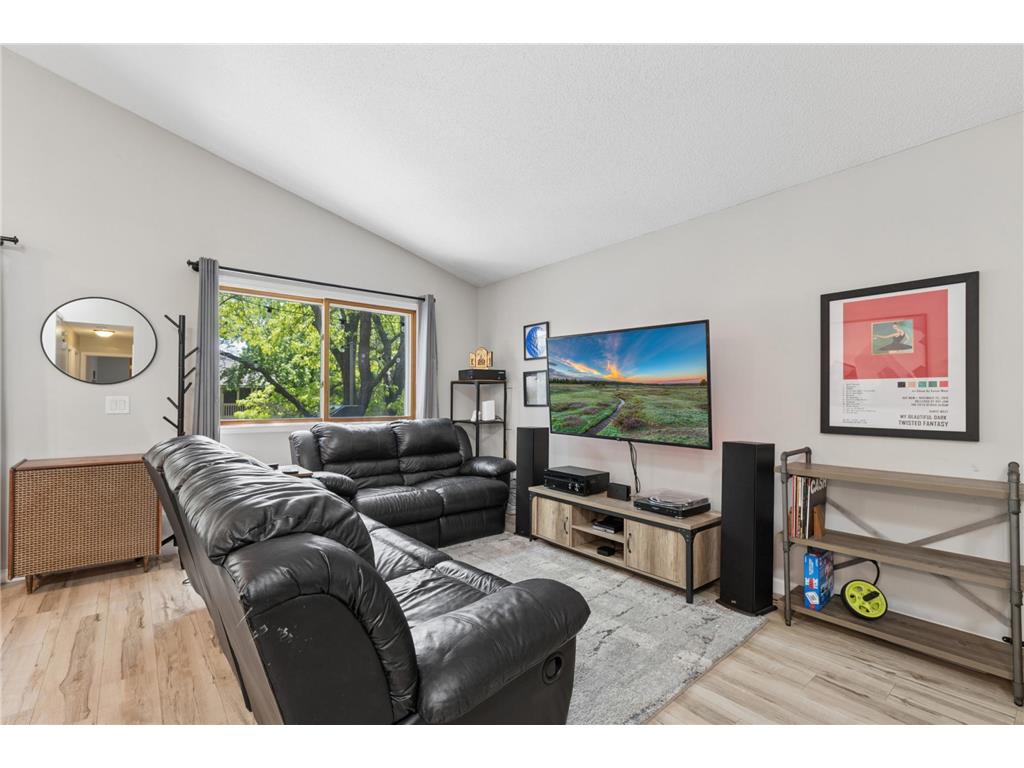 13746 84th Place N Maple Grove MN 55369 7081924 image5